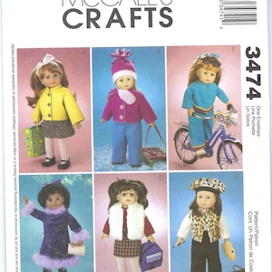 Op de afbeelding: Naai-patroon van McCall's Crafts voor het maken van poppenkleding. Het patroon bevat instructies voor het maken van een jasje, een vest, een rok, een jurk en een broek. Het patroon is geschikt voor een pop van 45,7 cm hoog.