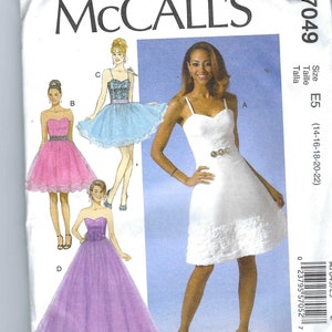 Uncut mccalls sewing pattern 414 7049 Misses&#39; Dresses size 6-14 14-16-18-20-22 FF