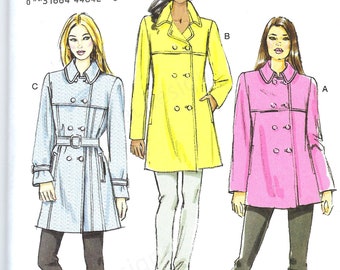 Puede incluir: Un patrón de costura para una gabardina de doble botonadura. El patrón incluye tres vistas diferentes: una gabardina amarilla, una gabardina rosa y una gabardina azul claro. El patrón es para las tallas 6-8-10-12-14. El número del patrón es V8884.