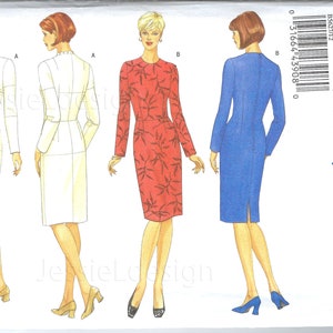 Può includere: Un cartamodello per un abito con tre stili diversi. L'abito è mostrato in bianco, rosso con stampa floreale e blu. Il cartamodello è di Butterick e si chiama "Your Personal Fitting Pattern".