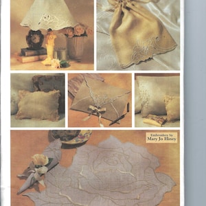 Uncut vogue sewing pattern 7652 Cutwork Accessories Napkin Placemat Lampshade Pillowcase Bags FF