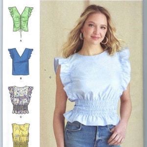 Peut inclure: Un patron de couture pour un haut femme avec un col à volants et une taille froncée. Le patron comprend quatre styles différents : un haut vert avec un cordon de serrage, un haut bleu avec un col en V, un haut à imprimé floral avec une taille froncée et un haut jaune avec une taille froncée. Le patron est intitulé "Simplicity" et "R11535".