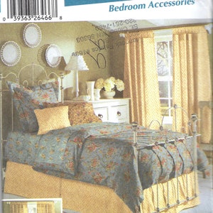Uncut Simplicity Sewing Pattern 5600  Home Decorating Easy Bedding Pattern Bedroom Accessories Duvet, Pillowcases, Dust Ruffle - Vintage FF
