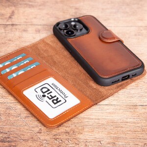 iPhone 13 Series magnetische abnehmbare Brieftasche aus Leder mit Kartenfächern, personalisierte iPhone 13 Mini / iPhone 13 & Pro / Pro Max Handyhülle