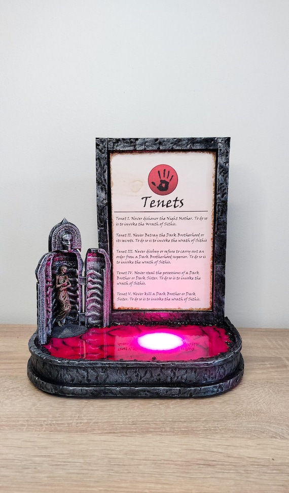 Skyrim Night Mother Lamp | Dark Brotherhood Handmade Nightlight | Blood Red Epoxy Resin | Elder Scrolls Gift | TES V Skyrim Decor