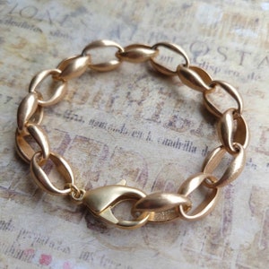 Chunky Gold Chain Bracelet - Large link,