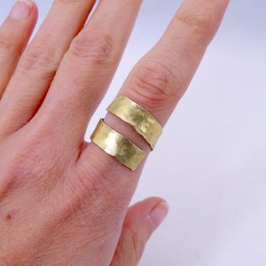 Modern Gold Bypass Ring // Hammered // Personalized Keepsake // Gift under 50