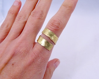 Modern Gold Bypass Ring // Hammered // Personalized Keepsake // Gift under 50