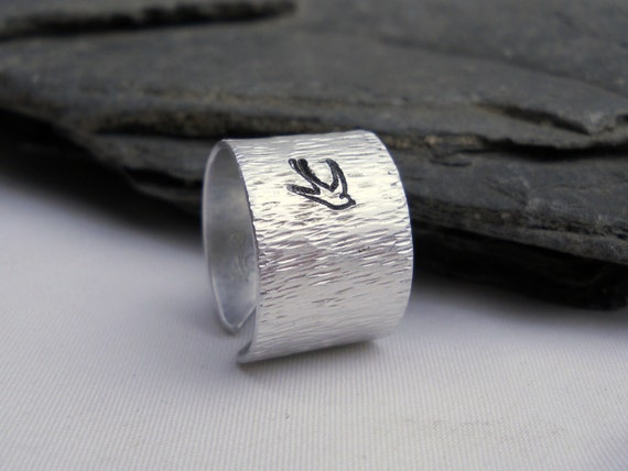 Sparrow Secret Message Ring / Honor and Faith / Inspirational quote / Unique Gift under 50