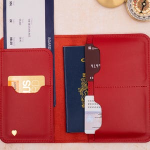 Funda de cuero personalizada para pasaporte, accesorio de regalo para enamorados, portadocumentos, regalo de aniversario.