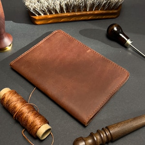 Regalo de Navidad personalizado, billetera de cuero para pasaporte, billetera de viaje, los mejores regalos del Día del Padre para él, regalo hecho a mano para esposo y abuelo