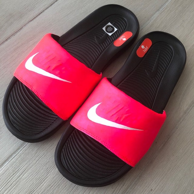 nike sandals design