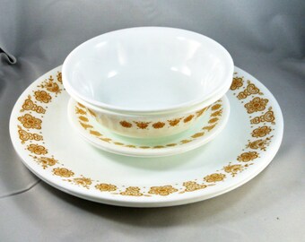 4 Butterfly Gold Coffee Cups and Saucers, Corelle Corning, Vitrelle Hook Handled Cups, Retro Kitchen, Vintage Corning Ware 4 Butterfly Gold Coffee Cups and Saucers, Corelle Corning, Vitrelle Hook Handled Cups, Retro Kitchen, Vintage Corning Ware