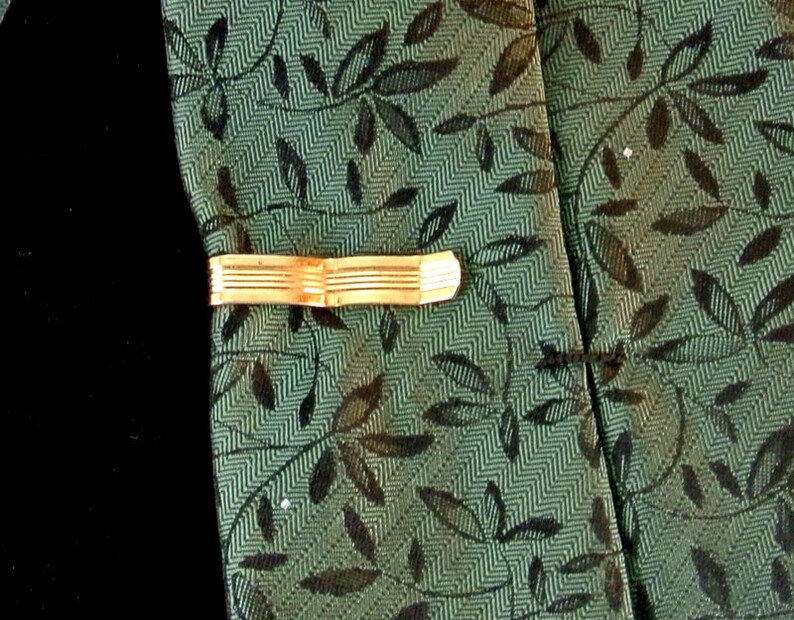 Hickok Blue Glass Cabachon Tie Tack Tie Bar Gold Tone Tie Bar Vintage Tie Tack Blue Glass Gold Tone Tie Bar