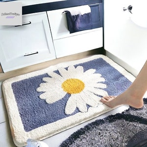 Beautiful Daisy Non-Slip Bathroom Mat, Flower Water Absorbent Carpet, Shower Entrance Floor Rug, High Quality Polyester Bathroom Accessory Blue