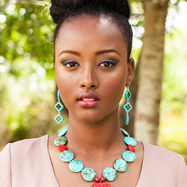 Turquoise Statement Necklace, Turquoise Jewelry, Chunky Stones &  Red Cinnabar with Pendant, Bold Turquoise Beaded Necklace