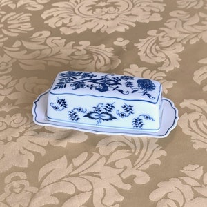 Blue Danube covered butter dish for 1/4 lb stick