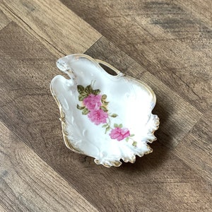 Decorative porcelain trinket dish with pink roses image 1