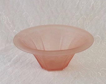 Anchor Hocking pink satin depression glass bowl, Princess pattern