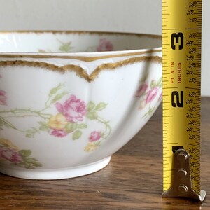 Haviland & Co small bowl, Limoges France, pink yellow roses w/ gold accent trim, chipped rim image 3