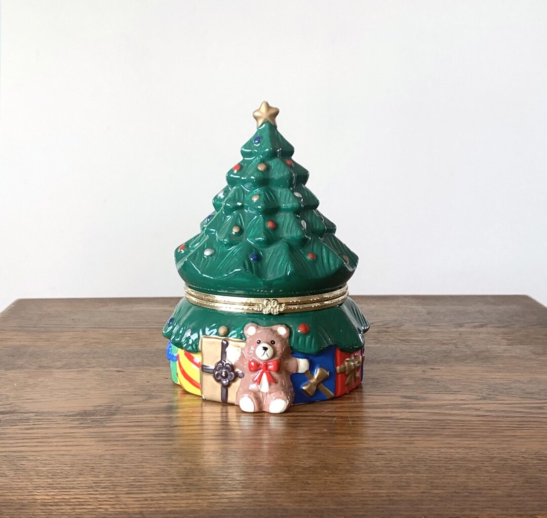 Mr Christmas Tree Music Box Animated Moving Train Plays oh Christmas Mr christmas tree music box animated moving train plays oh christmas