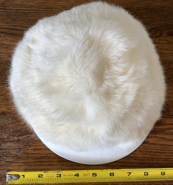 Mod white rabbit fur cap w/ leather brim in box, … - image 4
