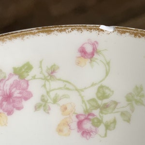 Haviland & Co small bowl, Limoges France, pink yellow roses w/ gold accent trim, chipped rim image 6