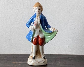 Occupied Japan Colonial man figurine, 1940's collectible home decor