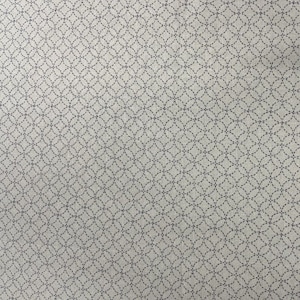 Puede incluir: Una tela blanca con un patrón repetitivo de pequeños círculos negros conectados por líneas discontinuas.