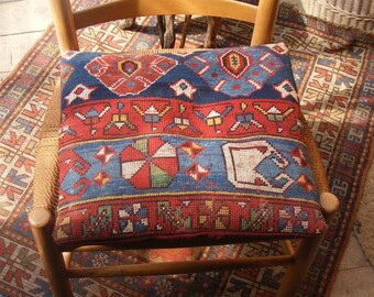 Baktiari tribal rug cushion