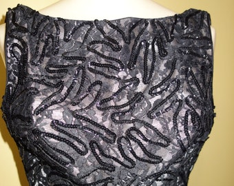 Small 24 Waist 1960s Vintage Black Lace and Sequins Cocktail Dress Pin Up Rockabilly Viva Las Vegas Burlesque Prom Wedding