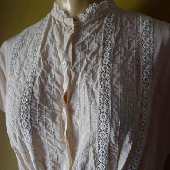 38 Bust 1940s Vintage Pale Pink Rayon and Lace De… - image 1