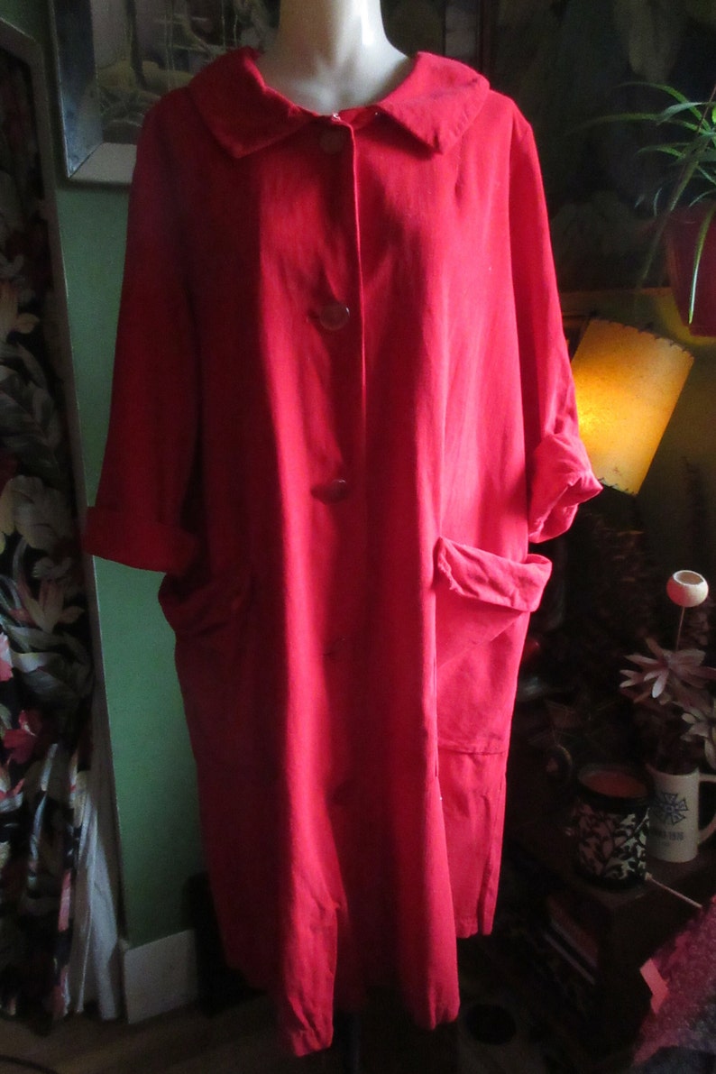 Large 1950s Red Corduroy House Coat Smock Vintage 40 Inch Bust Pin Up Burlesque Viva Las Vegas image 2