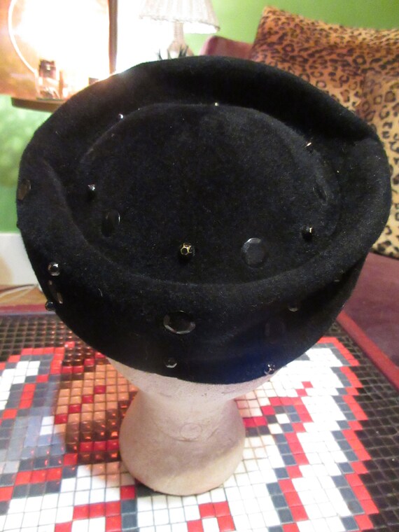 1960s Vintage Black Velour Felt Studded with Ball… - image 4