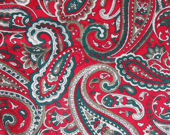 Vintage 1980s Cotton Red Green White Paisley Print Christmas Holiday Fabric a Joan Kessler Print for Concord Fabrics Made USA 3 Yard Cut