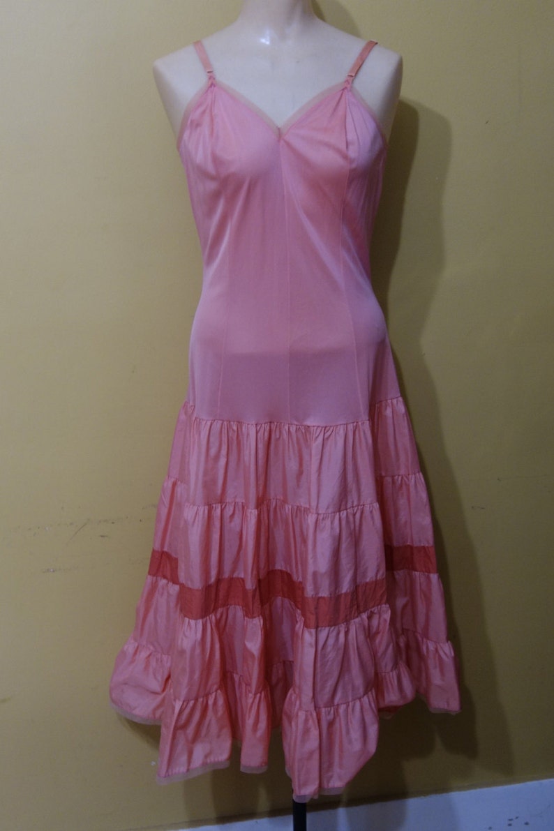 Medium 36 Bust 1950s Vintage Peach Nylon Slip with Built In Crinoline by Laros Pin Up Burlesque Rockabilly