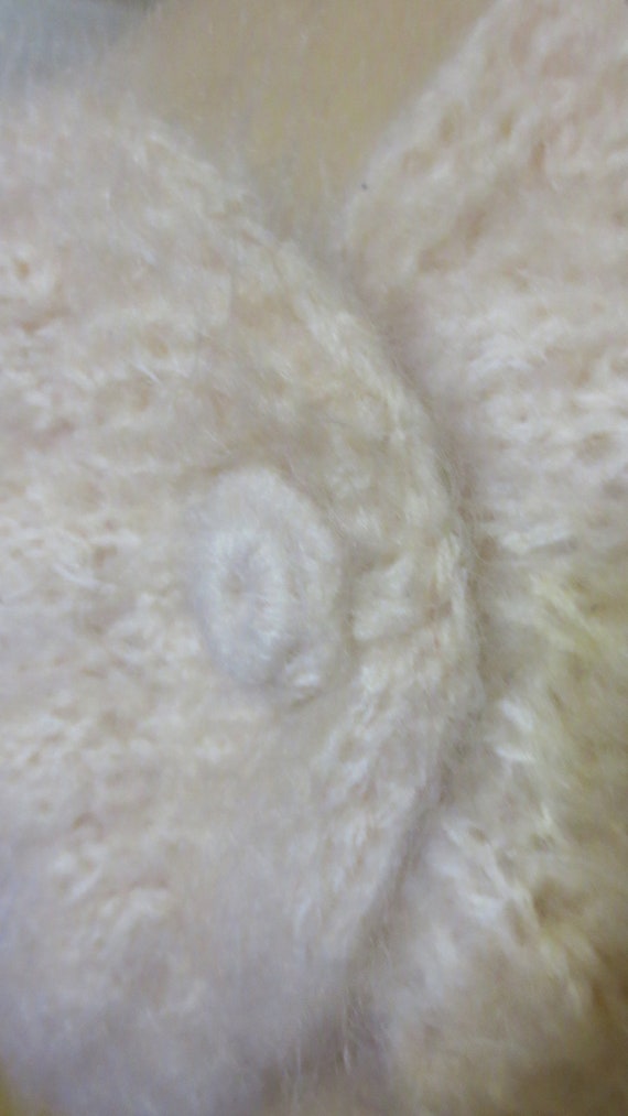 Vintage 1960s Creamy White Knit Mohair Stole Wrap… - image 1