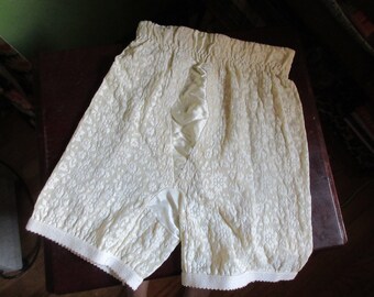 Plus Size 1960s Vintage Plusform Girdle Foundation Stretch Lace Burlesque Pin Up Tagged X-Large 36-40 Inch Waist Stretch