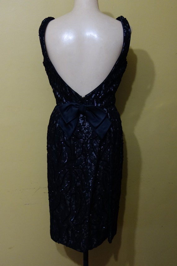 Small 24 Waist 1960s Vintage Black Lace and Sequi… - image 4