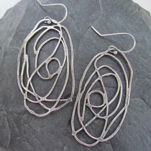 very long, asymmetric rubber Scribble earrings