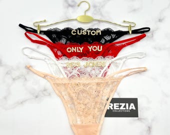 Benutzerdefinierter Name Lace Tanga, personalisierter Name Tanga, benutzerdefinierter Name Tanga, benutzerdefinierter String mit Goldanhängern