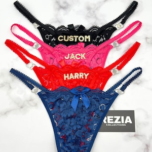 Tanga con nombre personalizado, Tanga con nombre personalizado, Tanga de encaje con nombre personalizado y letra de cristal, Regalo para él
