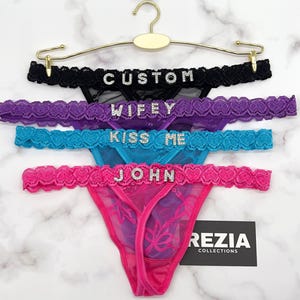 Tanga personalizada, tanga com nome personalizado, tanga de renda com nome personalizado e tanga com letra de cristal, presente para ele