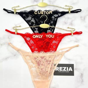Tanga com nome personalizado, tanga com nome personalizado, tanga com nome personalizado de renda e letras de cristal, presente para ele