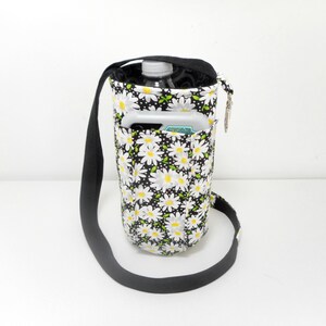 Black and Yellow Daisy Water Bottle Carrier with Pockets