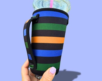 Blauw gestreepte drinkhoes met handvat Vetgedrukte neopreen beker Gezellig voor ijskoffie geladen thee Herbruikbare houder Milieuvriendelijk Wasbaar Cadeau voor zoon