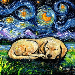 Może przedstawiać: Malowidło przedstawiające śpiącego psa rasy golden retriever leżącego na zielonej łące pod rozgwieżdżonym nocnym niebem. Niebo jest namalowane w wirującym wzorze niebieskim i białym z ż&oacute;łtymi gwiazdami. Pies jest zwinięty w kłębek z głową spoczywającą na łapach. Obraz jest podpisany "AJA TRIER" w prawym dolnym rogu.