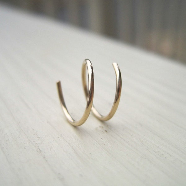 Solid 14K Gold Two-In-One Hoop - spiral hoops, gold spiral hoops, double piercing earrings, cartilage piercing earrings