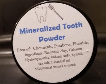 Gemineraliseerd tandpoeder