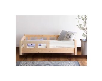 Montessori-Bodenbett, Kleinkindbett mit Latten, Kinderbett, Kinderbett, Bett mit Barrieren und Lattenrosten, Lit enfant, Letto per bambini, Cama